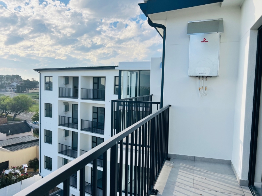 2 Bedroom Property for Sale in Table View Western Cape